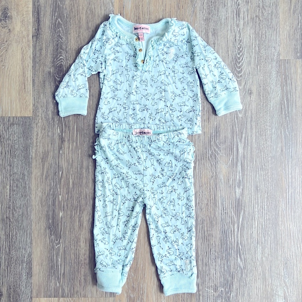 Baby Juicy Couture matching set. Size 6–9 Months